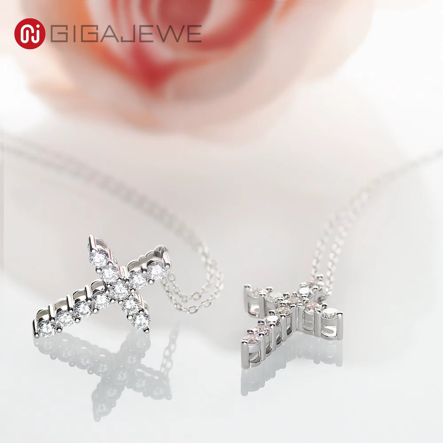 Total 1.1Ct 3Mmx11 round Cut D VVS1 Moissanite 925 Silver Christian Religious Cross Pendant Necklace Woman Girl Gift